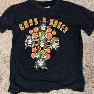 Guns N' Roses Black Graphic Tee - Women's Short Sleeve